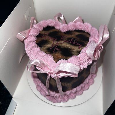 4-Inch 2-Layer Heart Shaped Cake