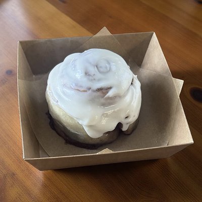 Sourdough Cinnamon Roll Single