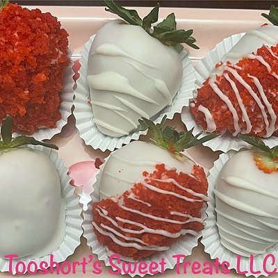 6ct Red Velvet Cake Chocolate Covered Strawberries 