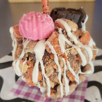 Gourmet Caramel Apple