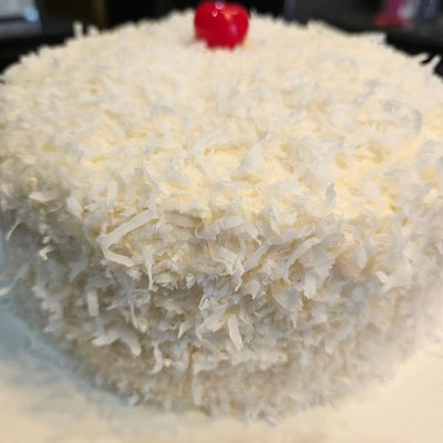 Coconut Cake 2 Layer