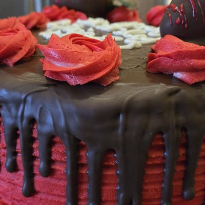 Chocolate Covered Strawberry Cake