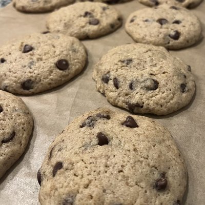 VEGAN Sourdough Chocolate Chip Cookies 