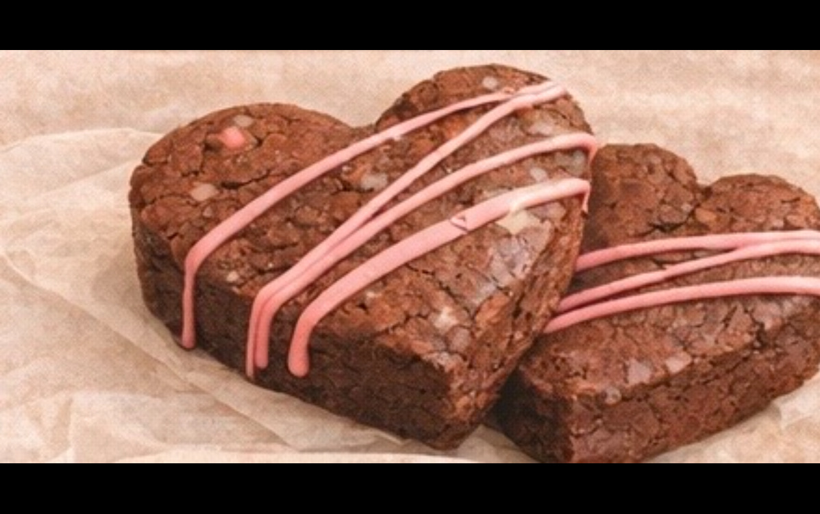 Valentines Special: 6 Heart Brownies 
