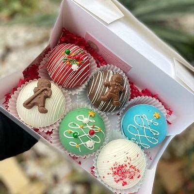 Packaged 6 Xmas Coco Bombs