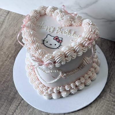 Vintage Heart Cake