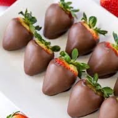 Chocolate Covered Strawberries (Dozen) 