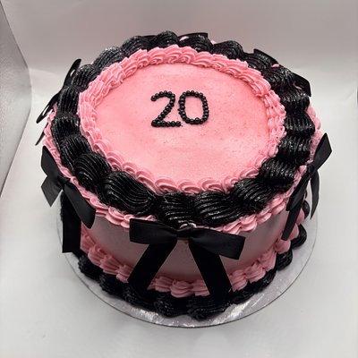 Classic 8in Round Cake