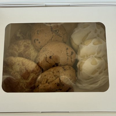 Cookie Box