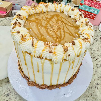 8” Butter Pecan Cake 