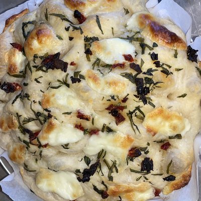 Sundried Tomato, Basil & Mozz Focaccia 