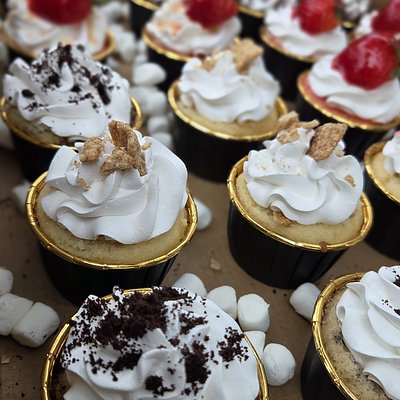 Tres Leches Cupcakes 