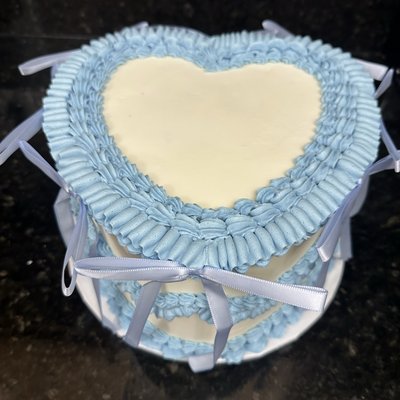 9” Heart Cake 