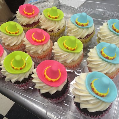 Custom Cupcakes 