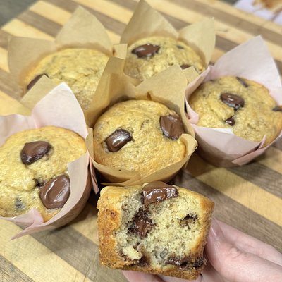 Banana Chocolate Chip Muffins