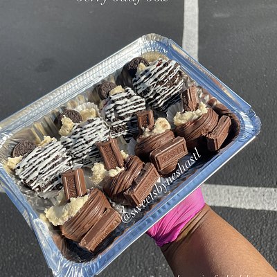 Birthday Edition: Sweets By Nesha Birthday Card & Build Your Own Berry Box W/extra Razzle Dazzle 