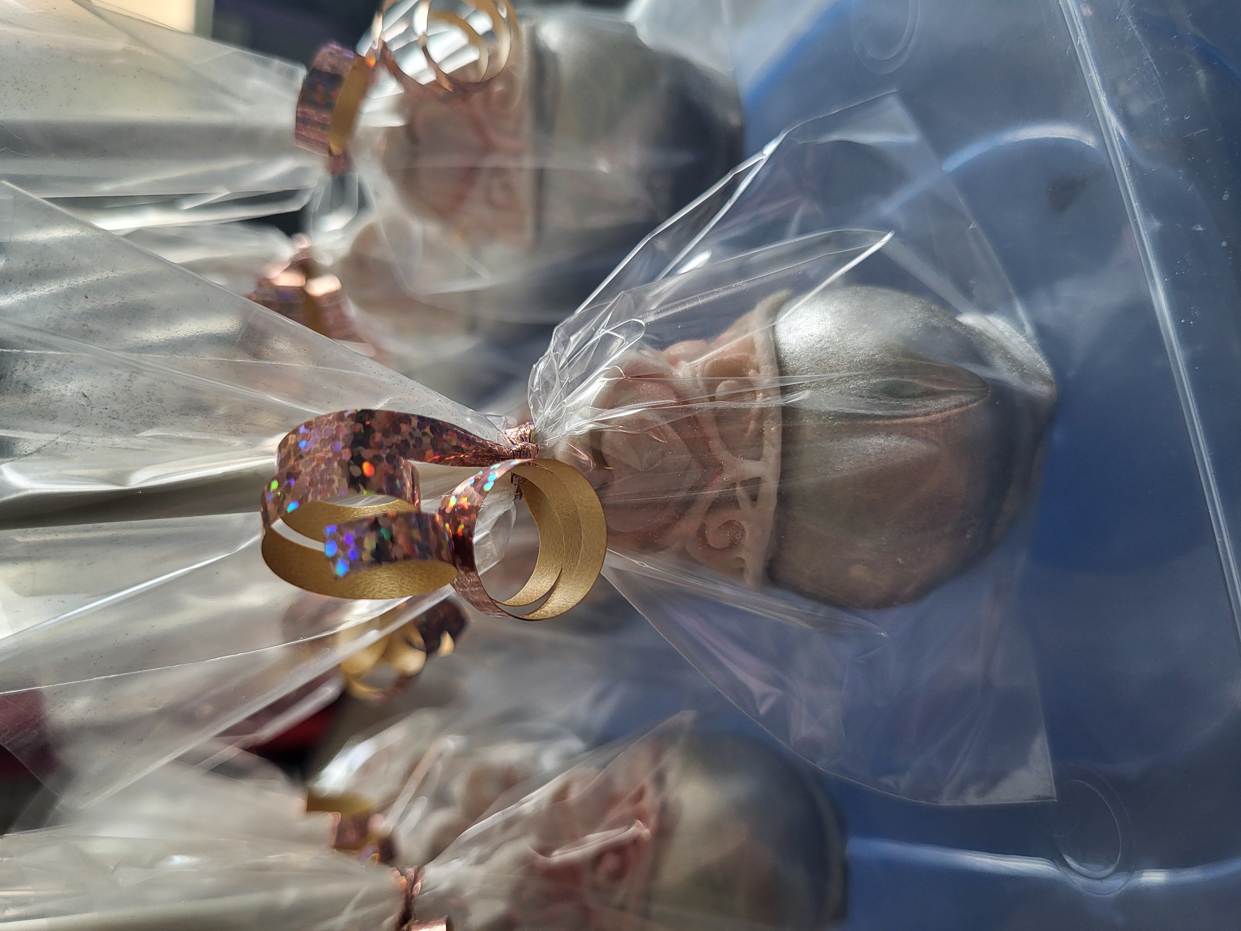 Cake Pop With Crown