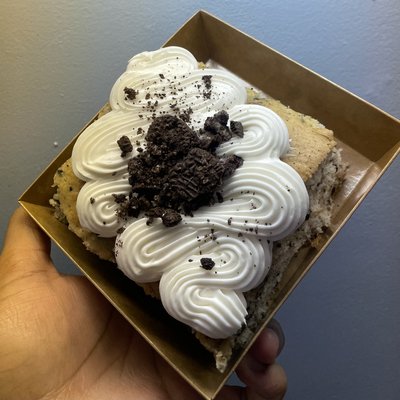 Individual Cake Slices 8ct 