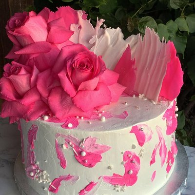 10inch Cake (Feeds 32-35)