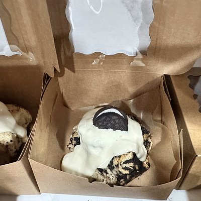 Cookies N Crème Roll