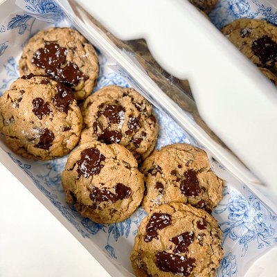Brown Butter Chocolate Chip Cookie 