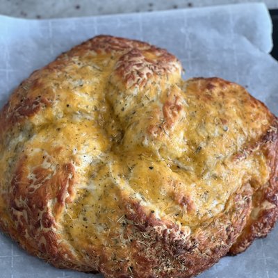 Garlic Herb Cheese Bread