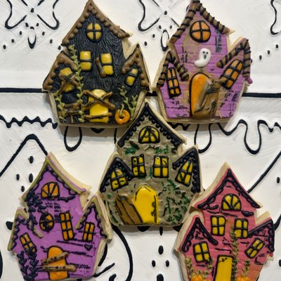 Halloween Haunted Houses 