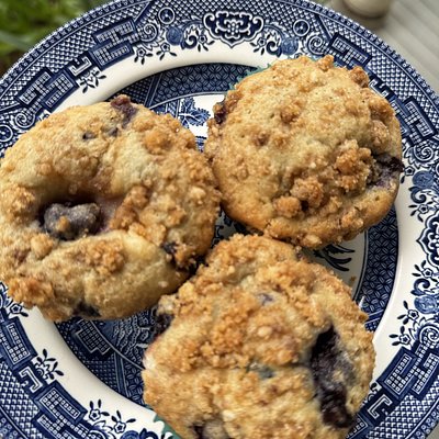 Jumbo Muffins - 6 Pack