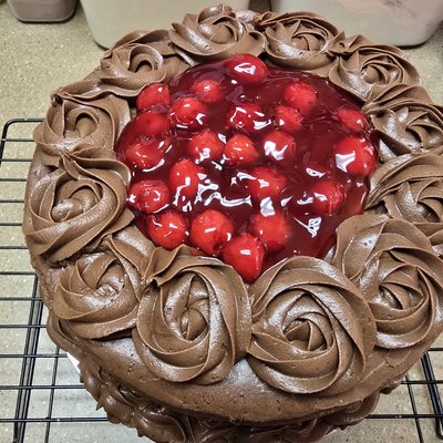 Old-Fashioned Vanilla w/ Chocolate Frosting & Cherry Filling 