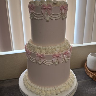 Tall 6" & 8" 2-Tier Cake (serves 60)