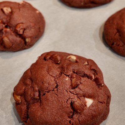 Red Velvet Cream Cheese Cookies 