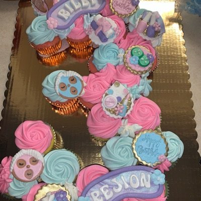 Cupcake Cake (2dz)