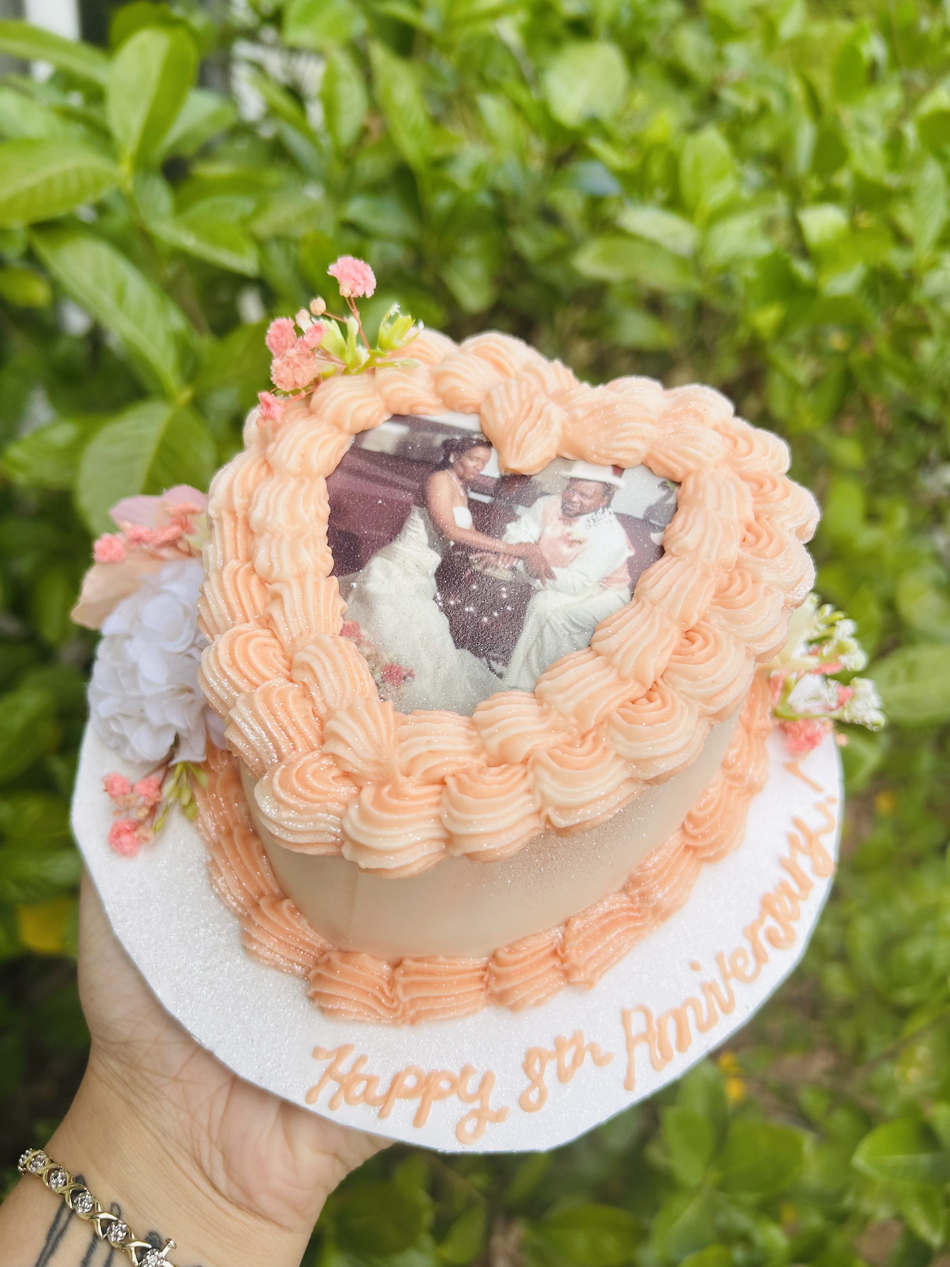 Wedding & Anniversary Cakes 