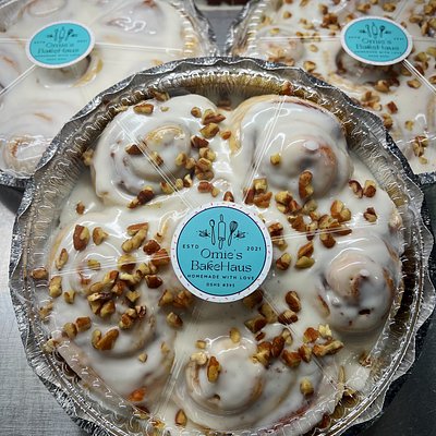 Cinnamon Rolls W/Pecans 1/2 Dozen