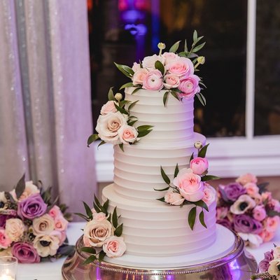 Custom Wedding Cake 