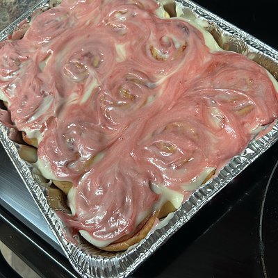 Cherry Cinnamon Rolls 🍒