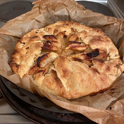 Rustic Apple Pie Round Big Tray