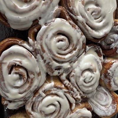 Cinnamon Rolls 4pk