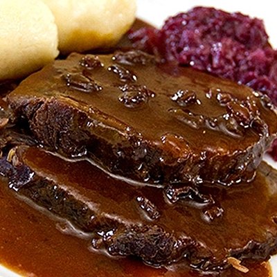 Sauerbraten mit Rotkohl und Kartoffelklößen (serves 6-8)