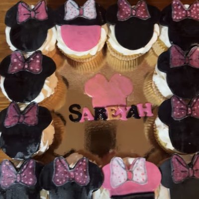 Custom Cupcakes 