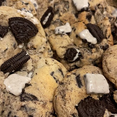 Double Cookies And Crème 