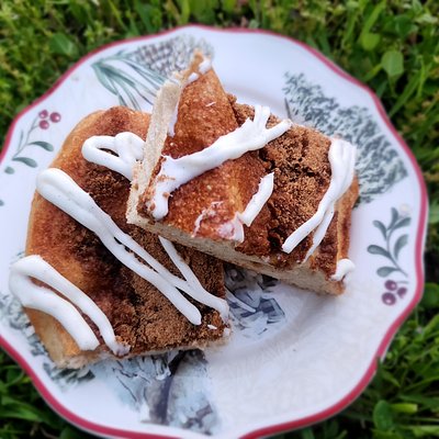 Cinnamon Roll Focaccia 