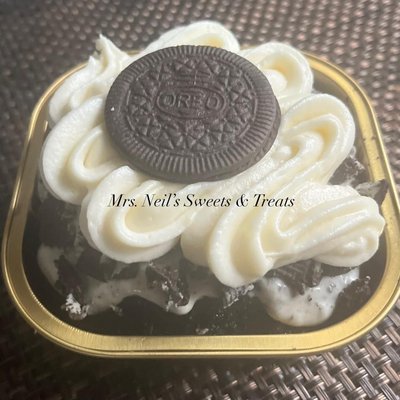 Cookies & Cream Tres Leches Cake (small)