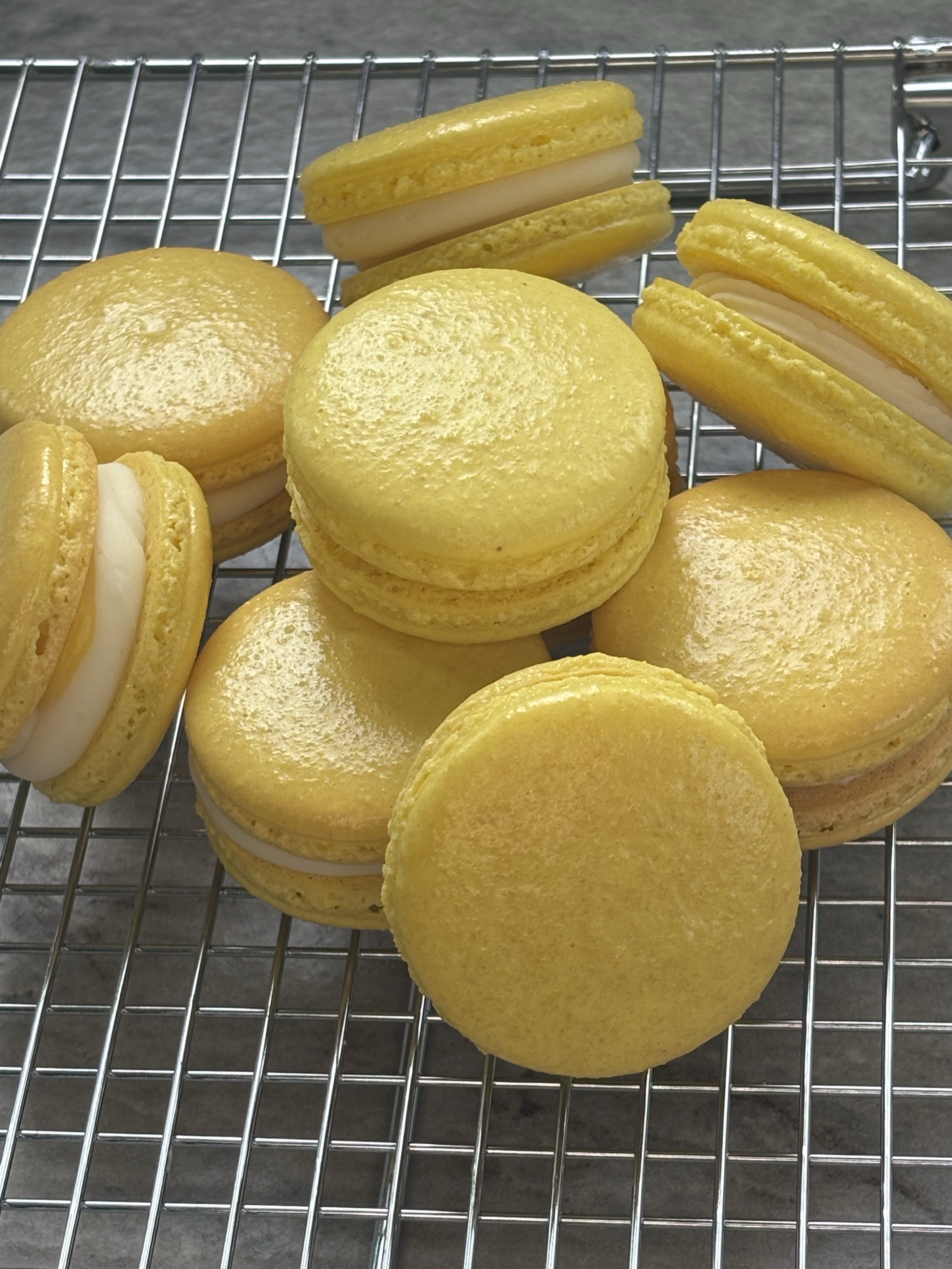 Lemon Macaron