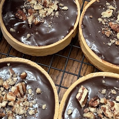 Caramel Chocolate Pecan Tart
