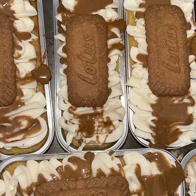 1 Dozen Viral Mini Biscoff Loaf Pans