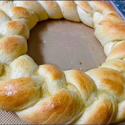 Yeast Wreath Bread