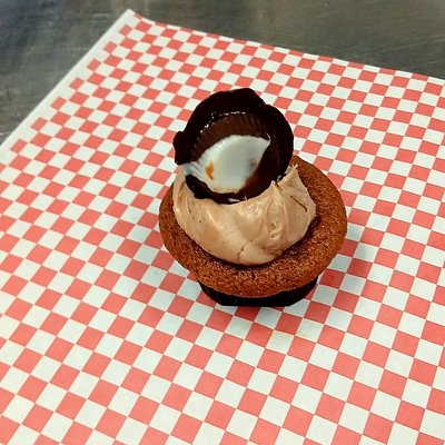 Gluten-free Cookies And Cream Cup Cake