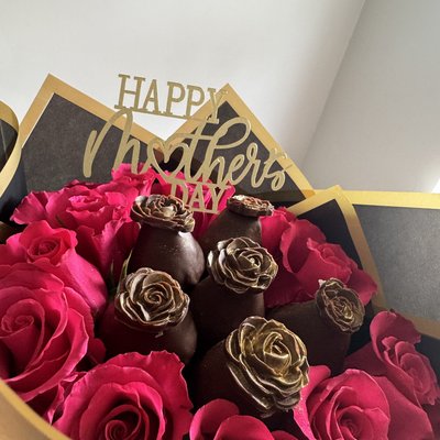 Strawberry Rose Bouquet 