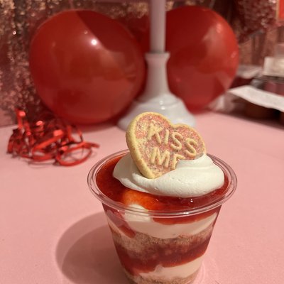 Strawberry cheesecake Dessert 